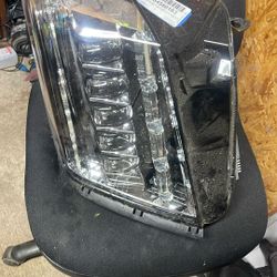 Right Headlight For Cadillac Escalade 2015-2020