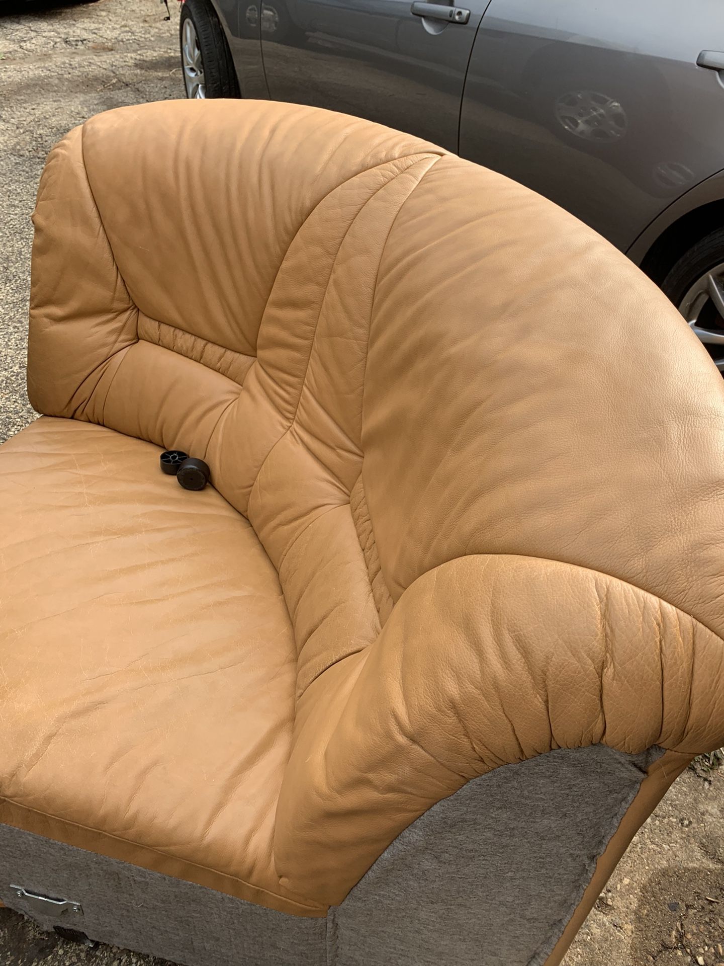 Leather Sectional With Pull Out Bed