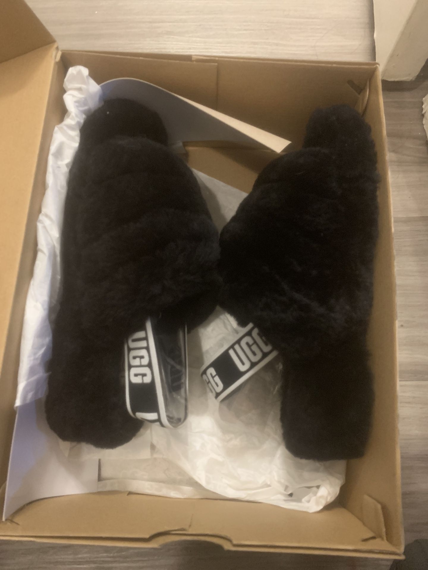 Ugg Fluff Yeah Slides 