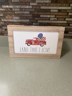 BRAND NEW RAE DUNN 11.5x7 DECOR
