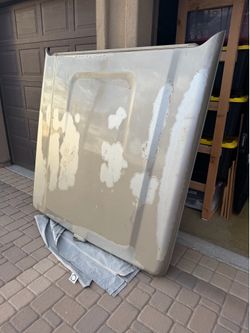 Ford F-150 Fiberglass ARE Tonneau Bed Cover