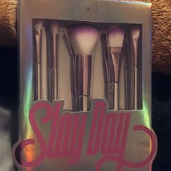 Slay Day Brushes 
