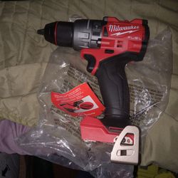 New Milwaukee M18 Fuel 4th Generation Hammer Drill Tool Only 