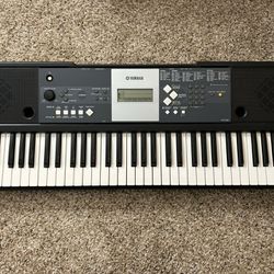 Yamaha YPT-230 61-key Personal Keyboard