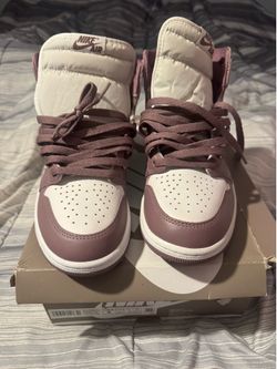 Jordan retro high mauve