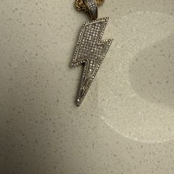 10k Gold & Diamond Lighting Bolt