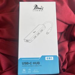 USB-C HUB