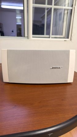 Bose FreeSpace DS 100SE Commercial Surface Mount Speaker - White