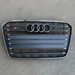 Audi S5 Grill