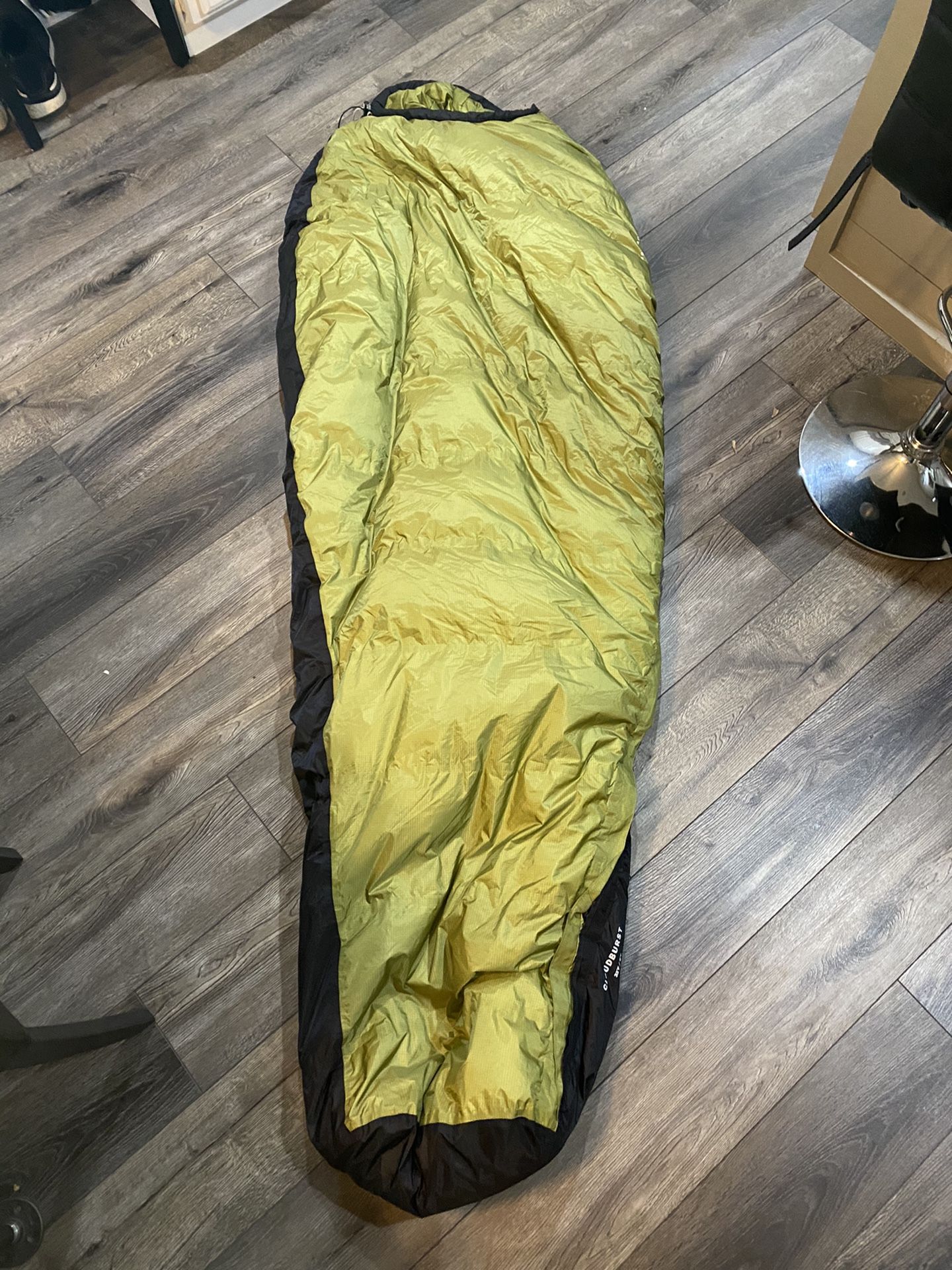 Mountain Hardwear Cloudburst 32 degree Men’s sleeping bag