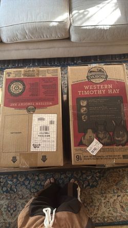 Oxbow Animal Western Timothy Hay 9lbs 2 pack