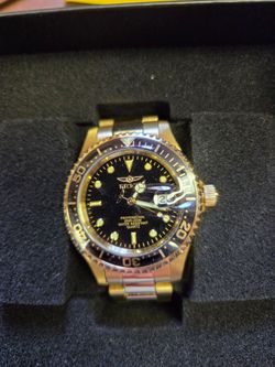 Invicta watch (gold)