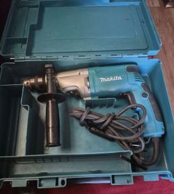 Makita 3/4" Hammer Drill