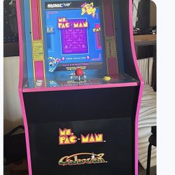 PacMan Arcade Game