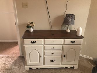 Shabby Chic Buffet/Dresser
