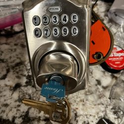 Top Lock (comes With Instructions )