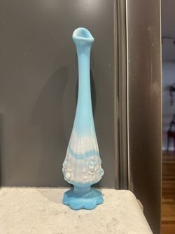 Vintage Fenton Blue/White Slag Glass Cabbage Rose Pattern Bud Vase 10” tall