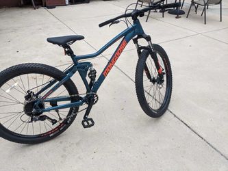New Mongoose 27.5" Mountain Bike