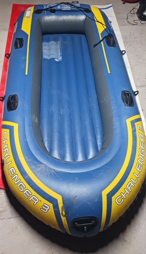 Inflatable Boat Challenger 3