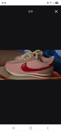 Women nike cortez size 7.5 Great Condition Only Used Twice Loacted on the Eastside ✨️