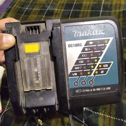Makita battery charger