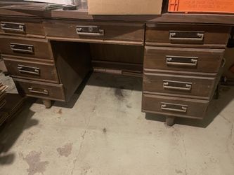 Free Wood Desk  (Pick-up Only)