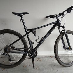 Mountain Bike GT Avalanche 29"