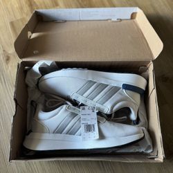 Adidas RACER TR21 