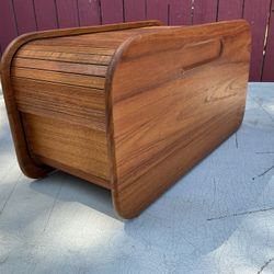 Antique roll top desk