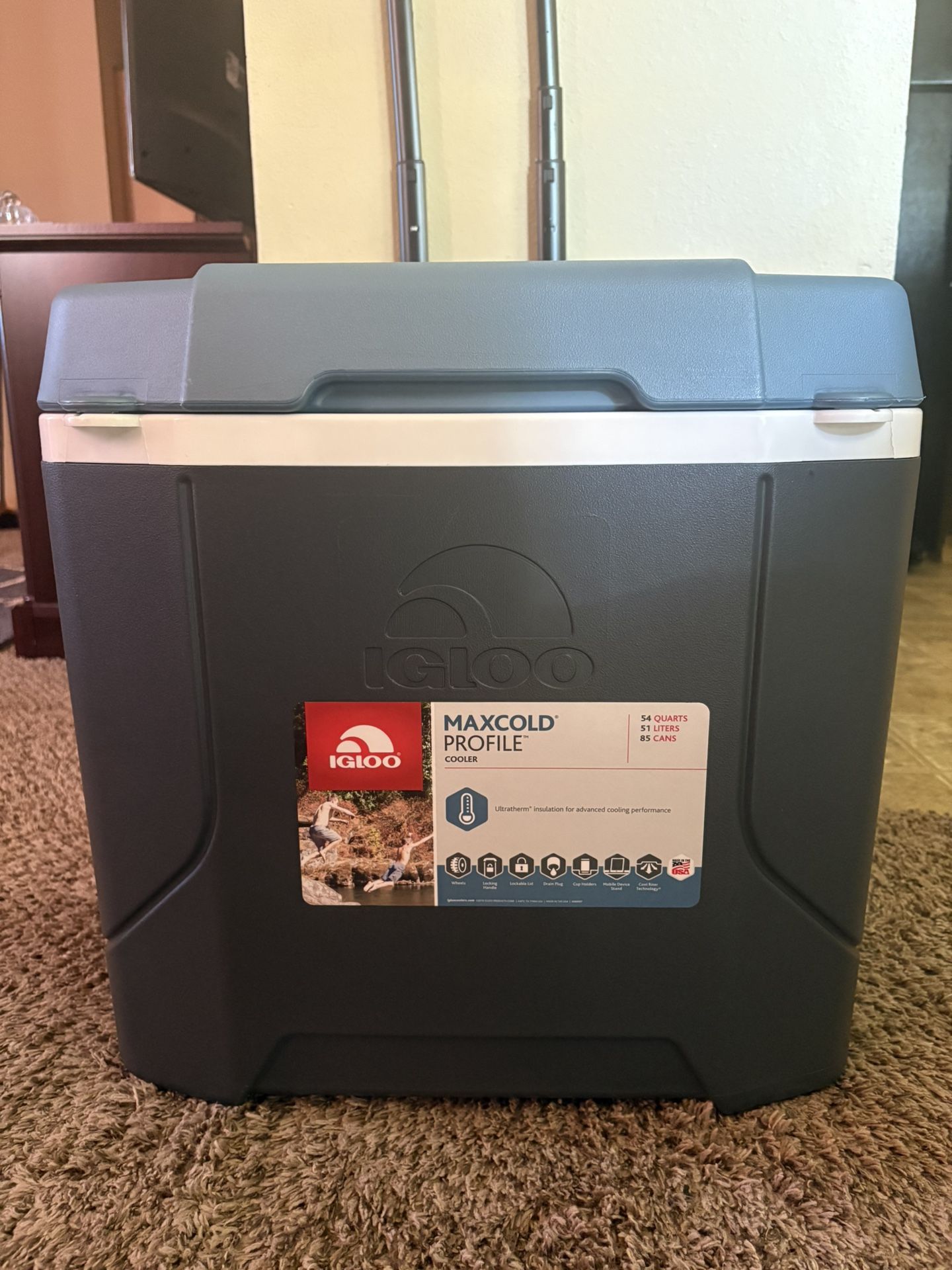 Igloo Maxcold Profile Cooler 