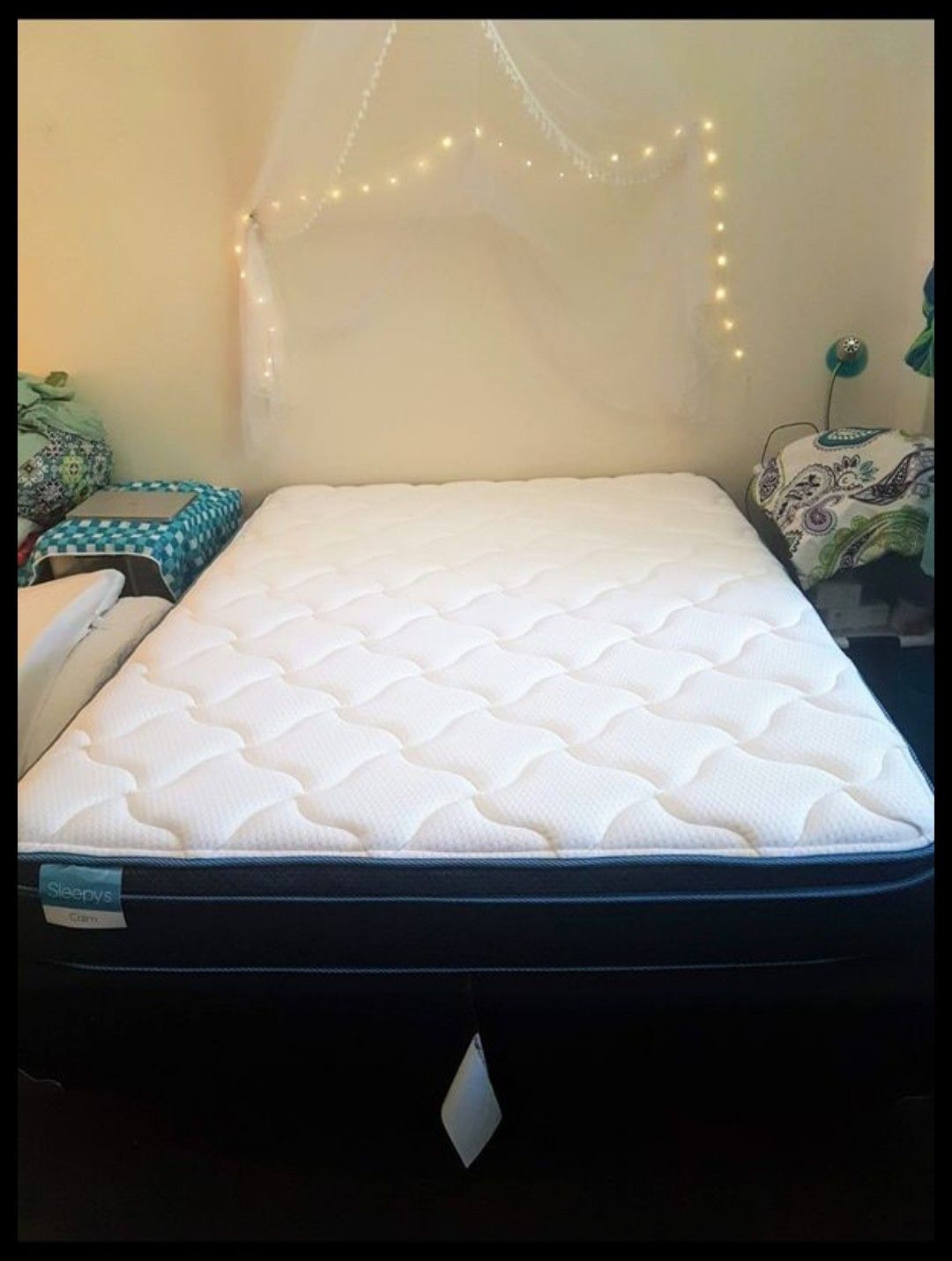 QUEEN BED + FRAME