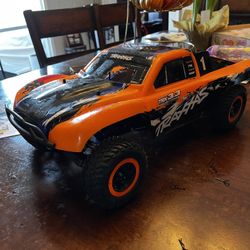 Traxxas Slash Nitro 2wd RC