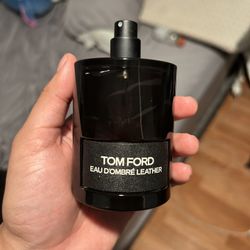 Tom Ford Eau D’ombré Leather