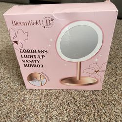 Bloomfield Cordless Light-Up Vanity Mirror