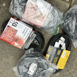 Set of extensions cords