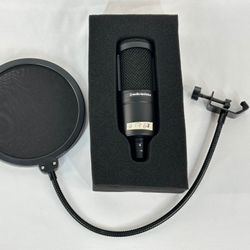 #1767 Audio-Technica AT 2020 Caridoid Condenser Mic P48 w/ Nylon Pop Filter