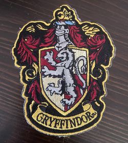  Harry Potter Gryffindor Patch, New Playing Cards, Keychain, Empty Box with Card. Thumbnail