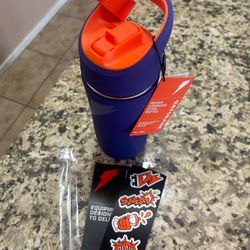 Gatorade Flip Straw Water Bottle NEW WITH TAGS