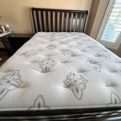 ( Queen ). Bed Set   EVERYTHING GOES  