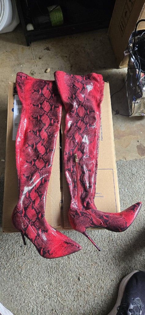 Over The Knee Boots 