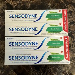 Sensodyne Toothpaste for Sensitive Teeth and Cavity Protection, Fresh Mint, Lot of 2 Twin Packs  