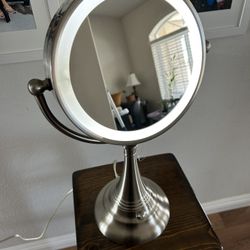 Double Sided Light Up Vanity Mirror