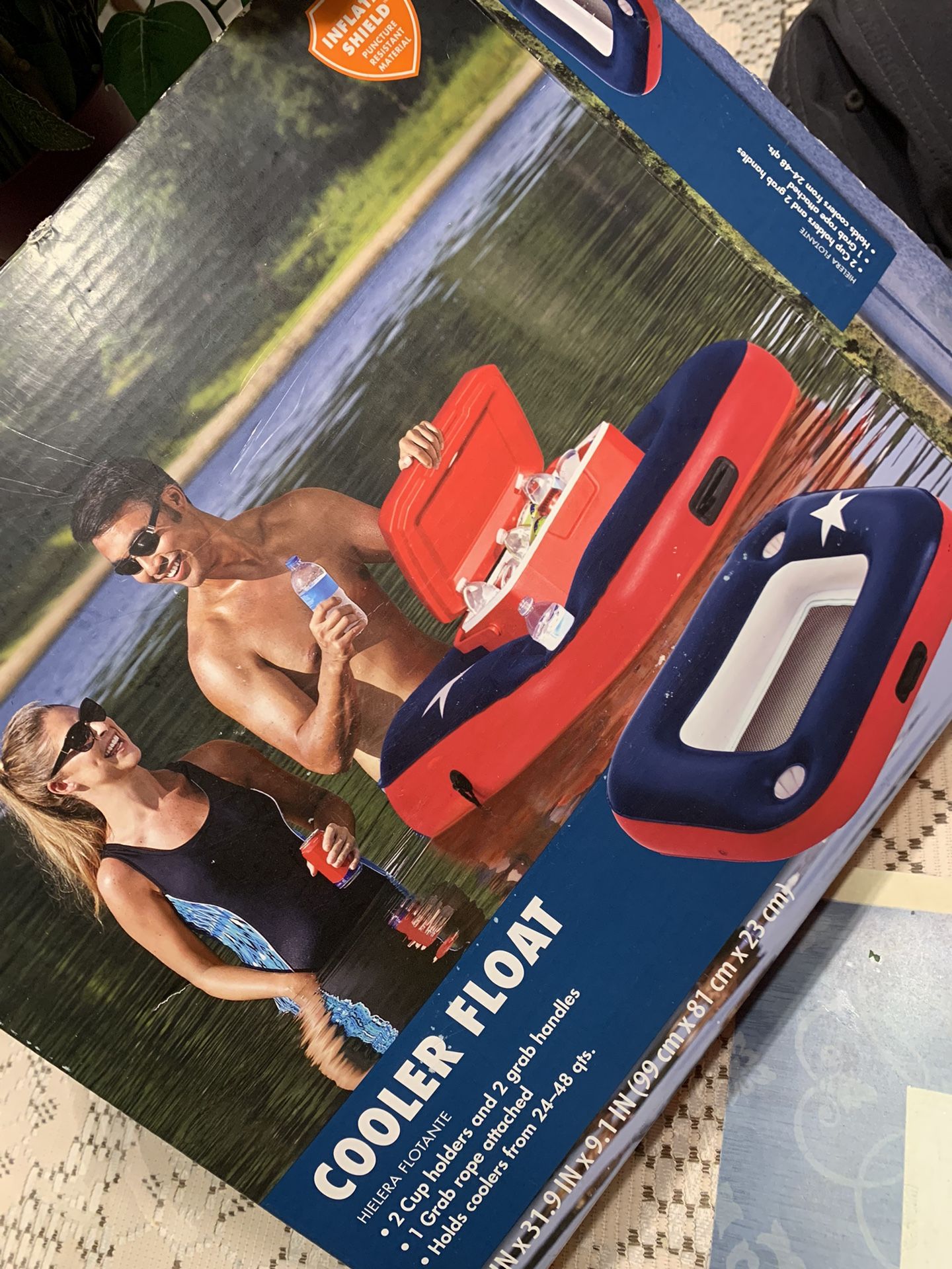 Cooler Float