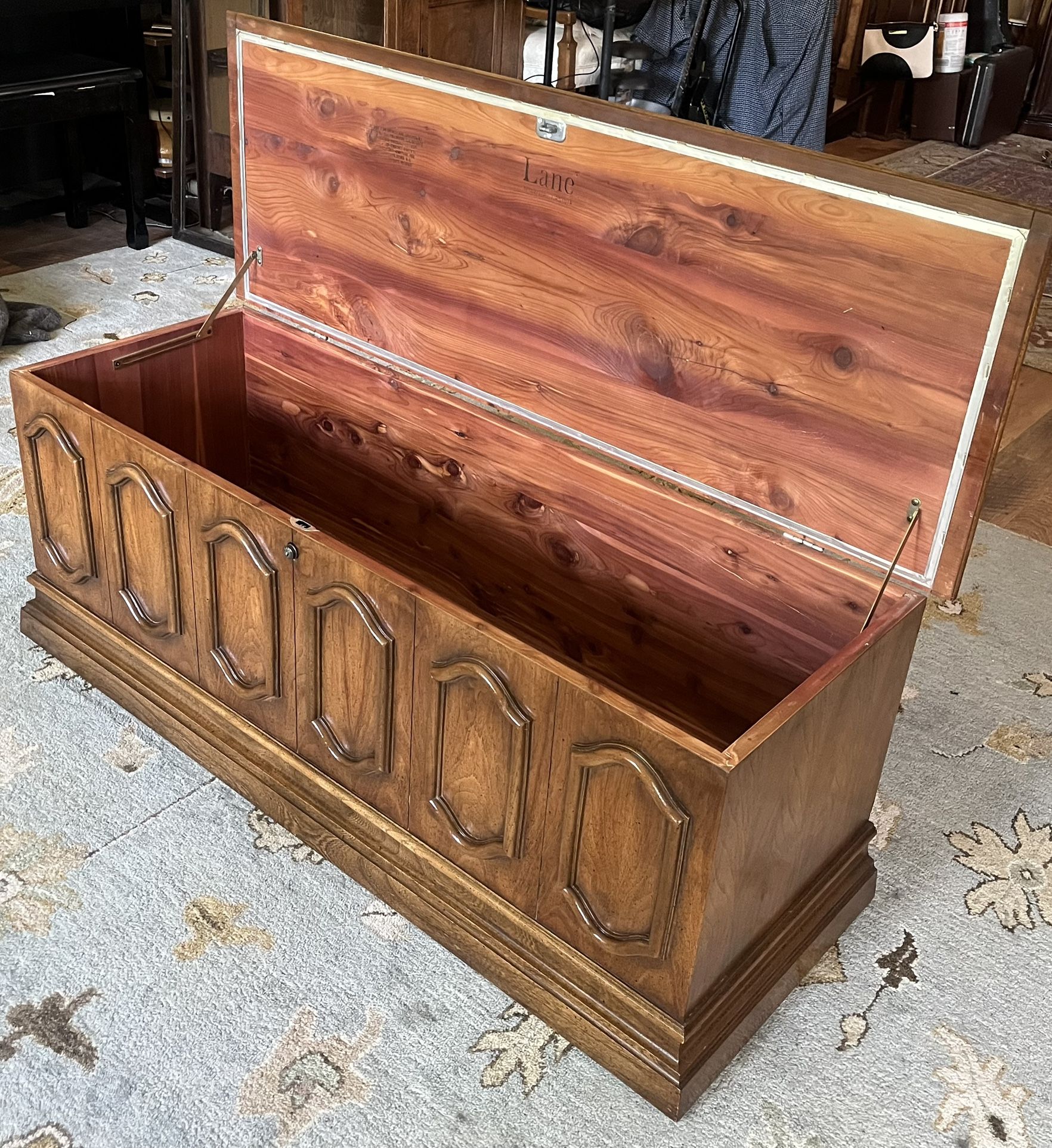 Beautiful Antique Alta Vista Cedar Chest by Lane Furniture