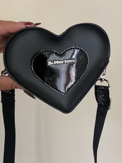 Dr.Martens mini heart shape bag