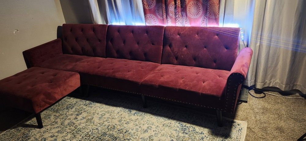 Beautiful Sofa Rug Leds Lamp And Delivery Only $599.99