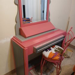 Custom Designed Vanity With Makeup Compartment &eyebrow Pencil Holder W/ Matching Stool