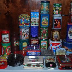 Cookie Tins For Sale -- Wizard Of OZ , Disney, Vintage