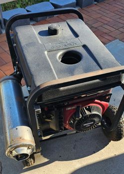 5000 watts generator 120v and 240v missing carburetor cover. needs carburetor to be cleaned.