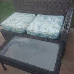Free .Outside Patio Wicker Set & Table 